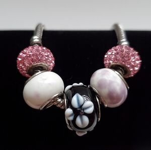 Pandora Style Charm Bracelet Silvertone Glass White Floral & Pink Pavé Stones